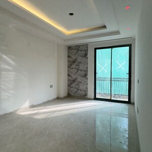Room in 3 BHK Apartment at Palm Residency Chhatarpur, Rajpur Khurd Extension – for Rent