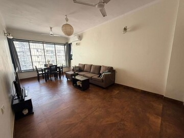 Living Room in 3 BHK Apartment at Khar West – for Rent