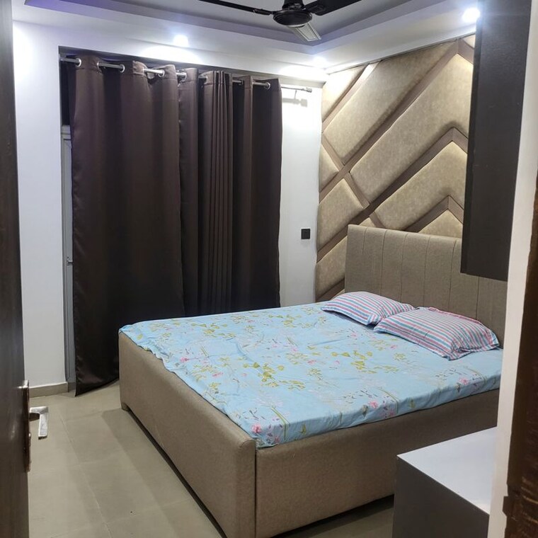 Bedroom, mahagun-mywoods 3 Bedroom 1810 Sq.Ft. Apartment In Sector 16c Greater Noida Greater Noida 10053258