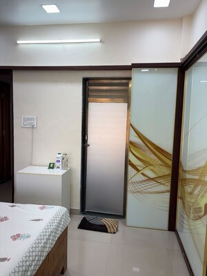 Master Bedroom in 2 BHK Apartment at Vartak Nagar – for Rent