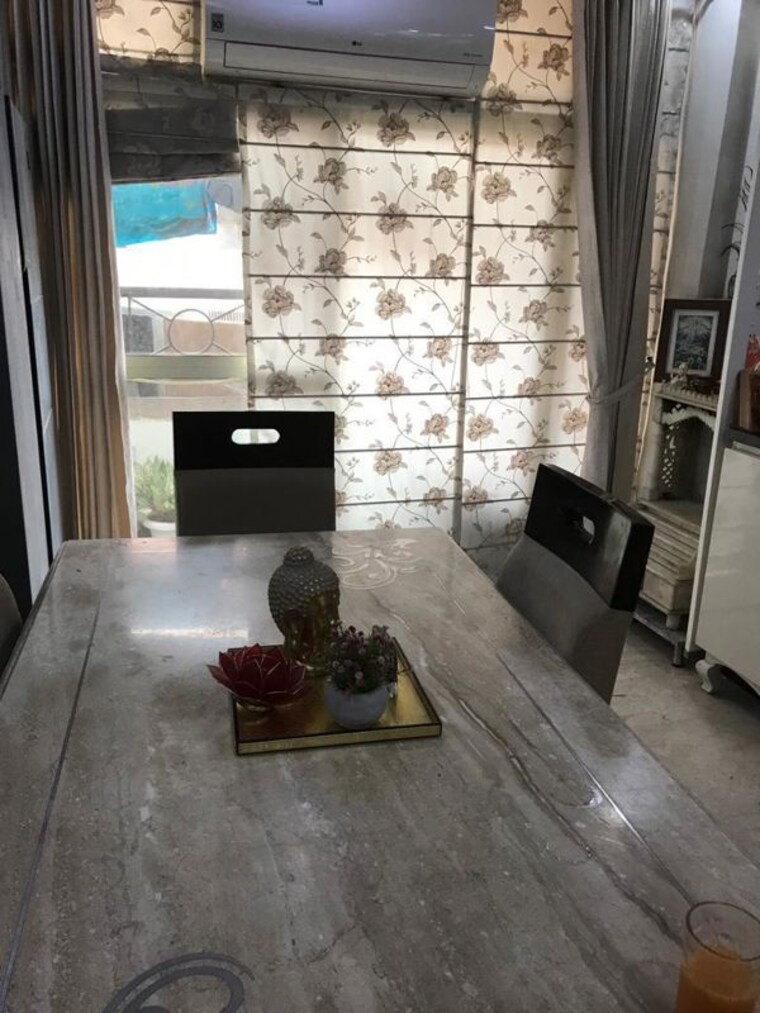  Parking, dwarka 2 Bedroom 1100 Sq.Ft. Apartment In Dwarka Delhi 10053233
