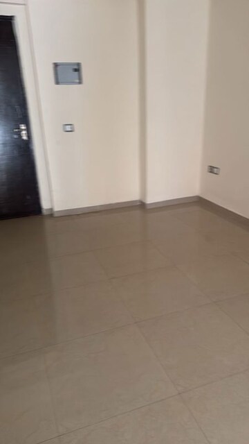 Room in 3 BHK Apartment at ROF Aalayas Phase 2, Sector 102 – for Sale