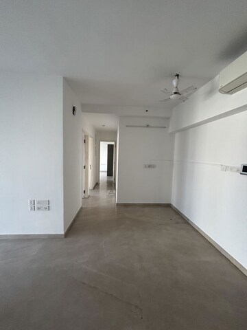 Room in 2 BHK Apartment at Godrej The Trees, Vikhroli East – for Rent