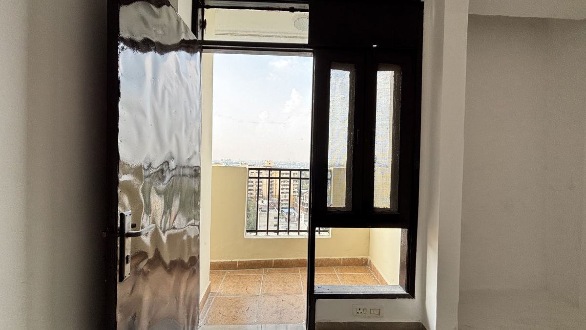 1 BHK + Pooja Room 465 Sq.Ft. Apartment in Romell Serene