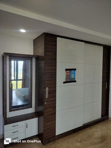 Room in 4 BHK Apartment at Marvel Selva Ridge Estate Apartments, Bavdhan – for Rent