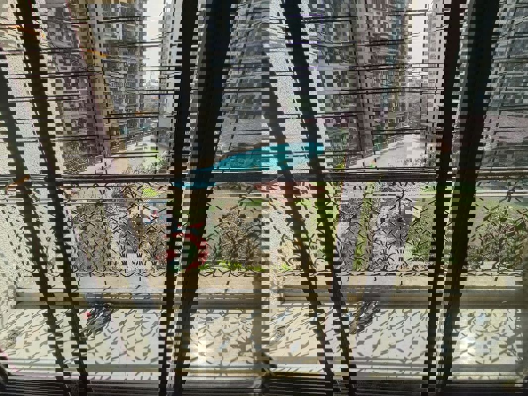 3 BHK 1370 Sq.Ft. Apartment in Nisarg Hyde Park