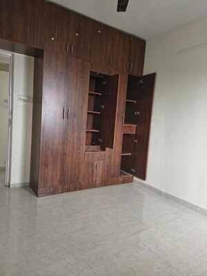 Room in 1 BHK Apartment at Eden Park, Viman Nagar – for Rent