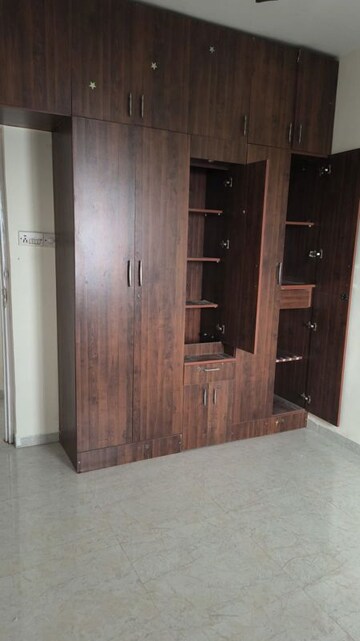 Room in 1 BHK Apartment at Eden Park, Viman Nagar – for Rent