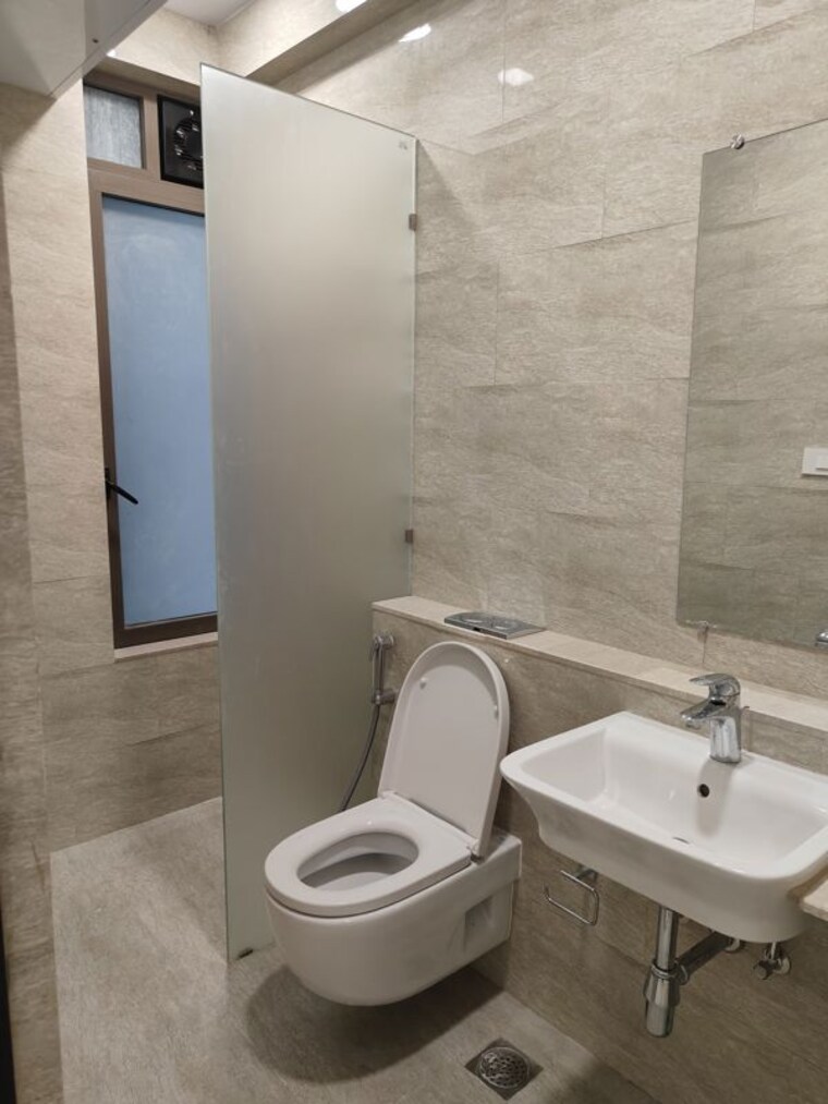 Bathroom, vasundhara sector 3 2 Bedroom 1350 Sq.Ft. Builder Floor In Vasundhara Sector 3 Ghaziabad 9313653