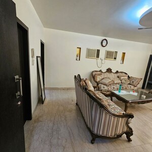 2 BHK Apartment For Rent in Andheri West