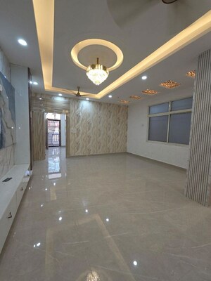 Building Lobby in 3 BHK Builder Floor at Vasundhara Sector 5 – for Sale