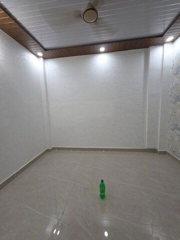 Room in 3 BHK Builder Floor at Vasundhara Sector 5 – for Sale