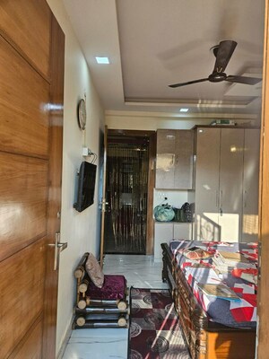 Living Room in 3 BHK Builder Floor at Vasundhara Sector 3 – for Sale