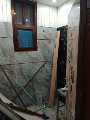 Bathroom in 3 BHK Builder Floor at Vasundhara Sector 3 – for Sale