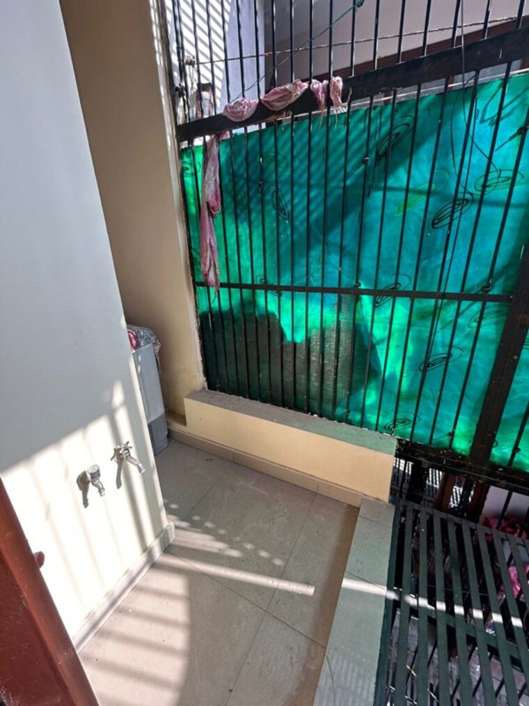 Balcony, alpha ii greater noida 2 Bedroom 60 Sq.Mt. Independent House In Alpha Ii Greater Noida Greater Noida 10053460