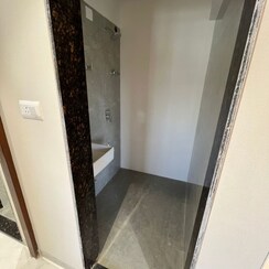 1 BHK Apartment For Sale in Vaibhavlaxmi Queens Glory