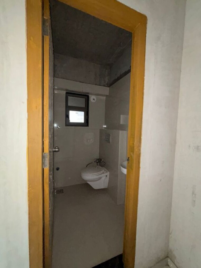 Bathroom, sola Commercial Office Space 959 Sq.Ft. In Sola Ahmedabad 10053533