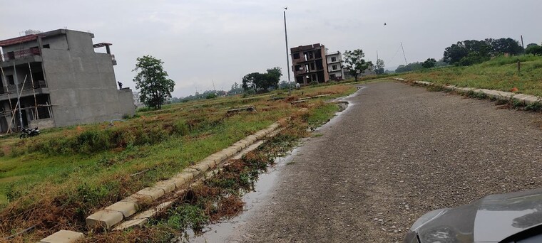 undefined, mullanpur  333 Sq.Yd. Plot In Mullanpur Chandigarh 10053536