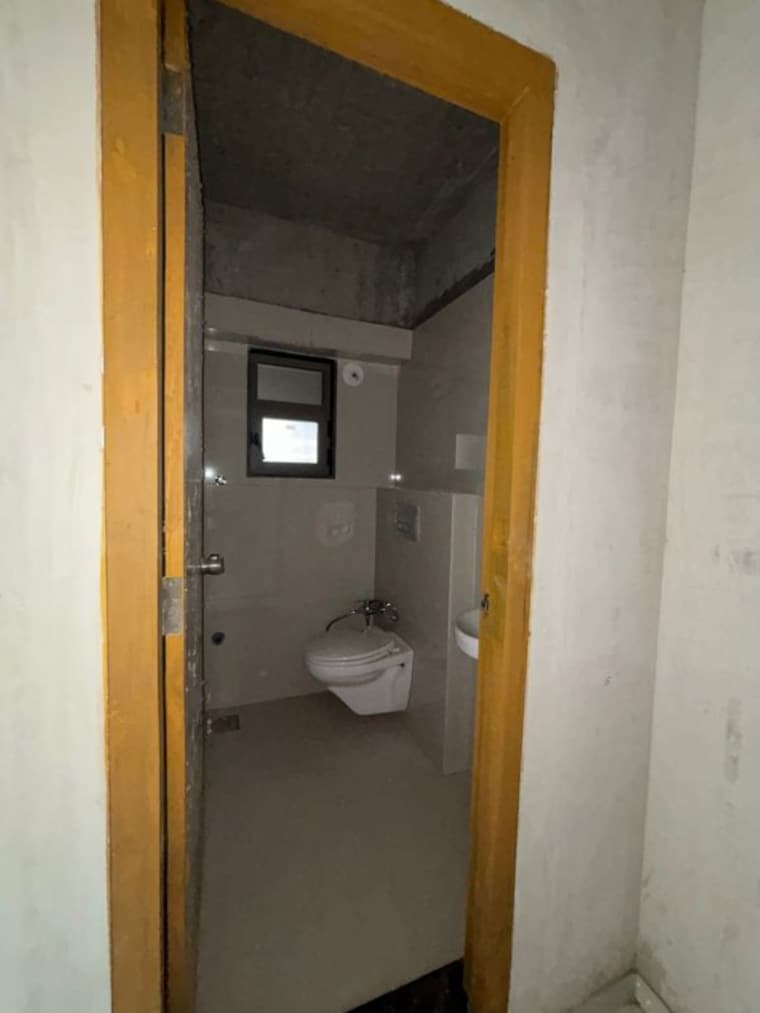 Bathroom, sola Commercial Office Space 959 Sq.Ft. In Sola Ahmedabad 10053538