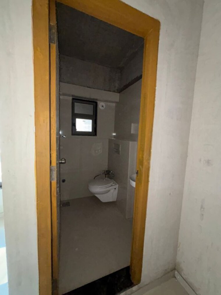 Bathroom, sola Commercial Office Space 959 Sq.Ft. In Sola Ahmedabad 10053538