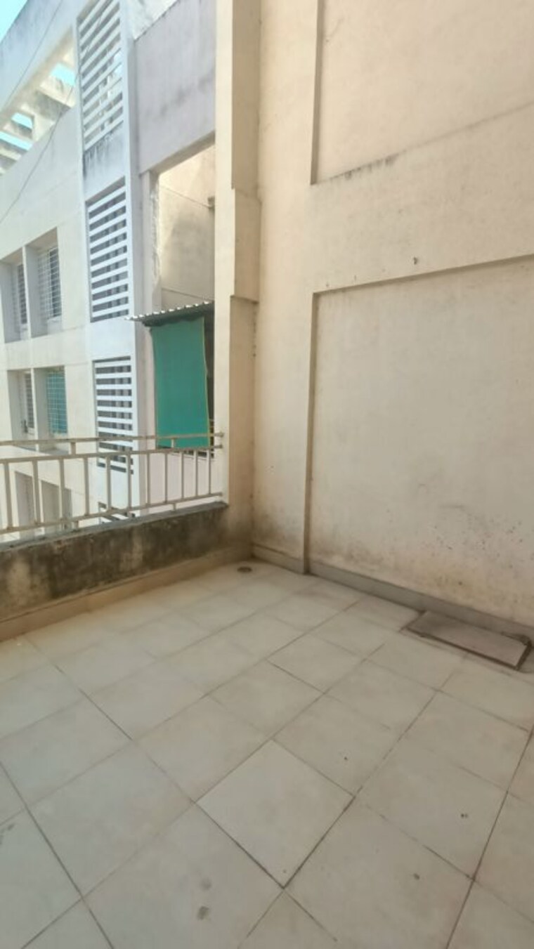 Balcony, wakad 1 Bedroom 500 Sq.Ft. Apartment In Wakad Pune 10053551