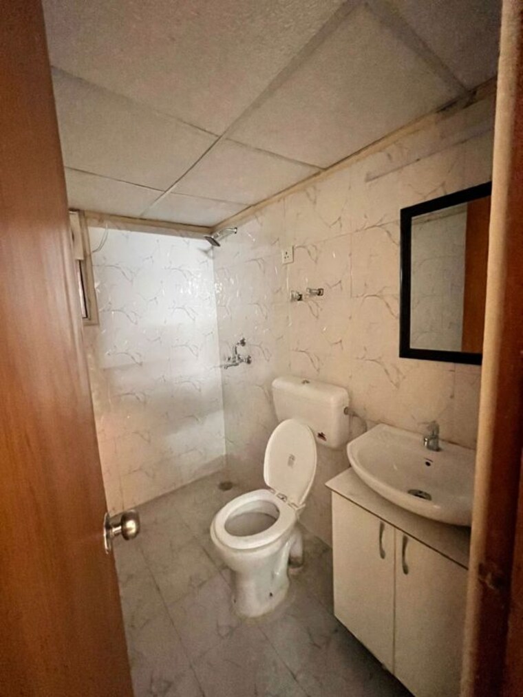 Bathroom, signature-global-the-millennia 2 Bedroom 1050 Sq.Ft. Apartment In Sector 37d Gurgaon 10053565