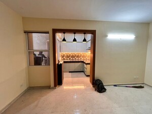 Room in 2 BHK Apartment at Signature Global The Millennia, Sector 37d – for Rent