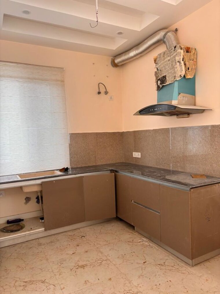 Kitchen, omaxe-silver-birch 4 Bedroom 2140 Sq.Ft. Builder Floor In North Mullanpur Chandigarh 10053580