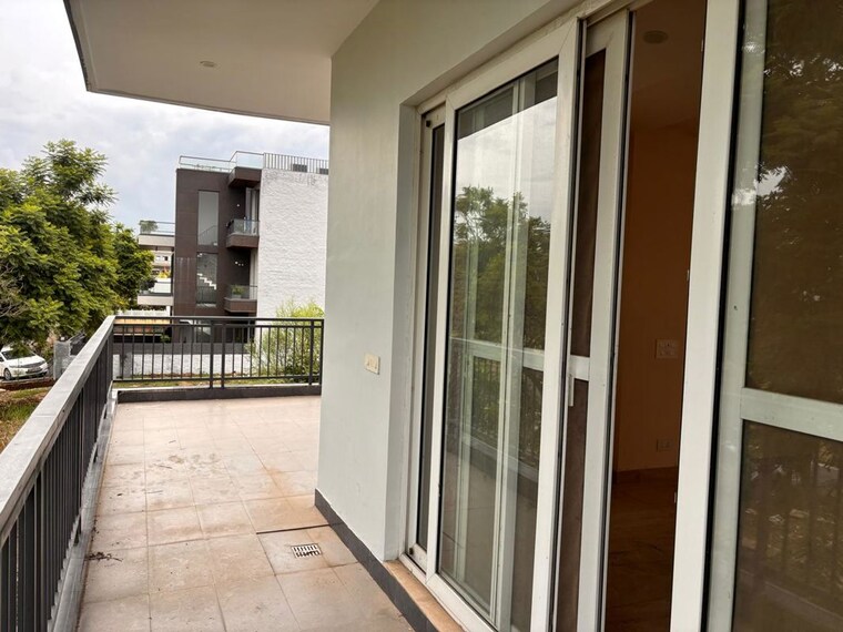 Balcony, omaxe-silver-birch 4 Bedroom 2140 Sq.Ft. Builder Floor In North Mullanpur Chandigarh 10053580
