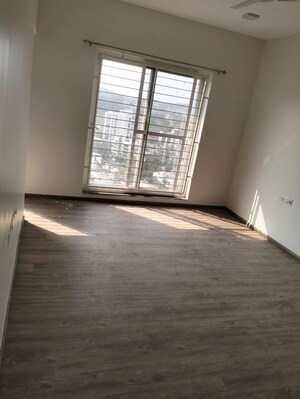 Room in 3 BHK Apartment at Ganga Legend, Bavdhan – for Rent