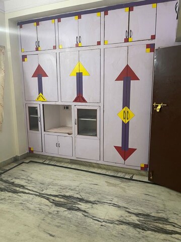 Room in 4 BHK Villa at Maruthi Nagar – for Rent