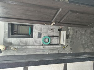 Furnished Amenities in 1 BHK Apartment at Kurla East – for Rent