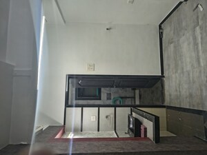 Furnished Amenities in 1 BHK Apartment at Kurla East – for Rent