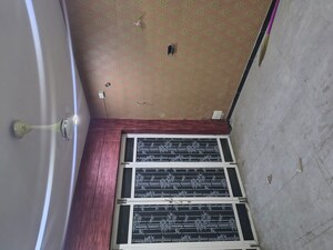 Furnished Amenities in 1 BHK Apartment at Kurla East – for Rent