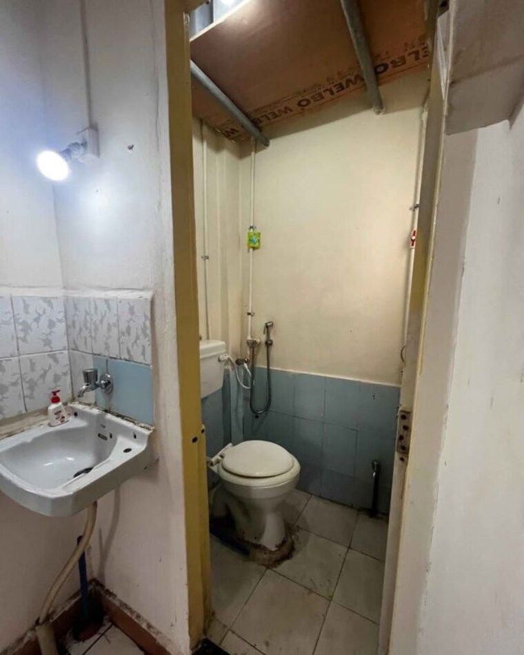 Attached Bathroom, pratik-nagar-chs 1 Bedroom 550 Sq.Ft. Apartment In Yerawada Pune 10053666