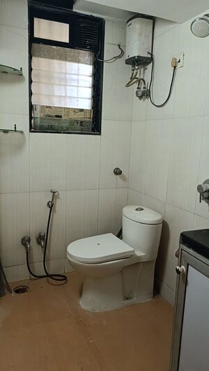 Master Bedroom in 1 BHK Apartment at Jyoti Complex, Goregaon East – for Rent