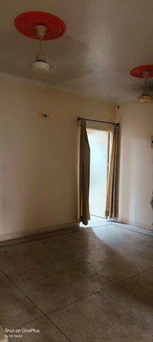 Room in 3 BHK Apartment at Dwarka – for Rent