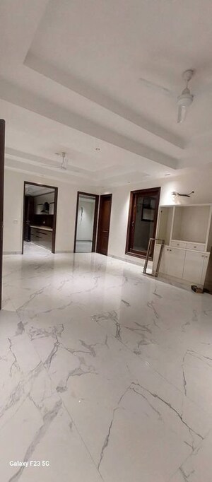 3 BHK Builder Floor For Rent in Sector 45