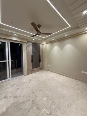 Room in 3 BHK Builder Floor at Fateh Nagar – for Sale