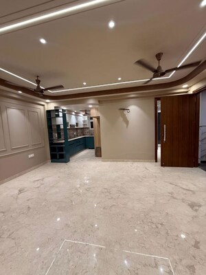 Bedroom in 3 BHK Builder Floor at Fateh Nagar – for Sale