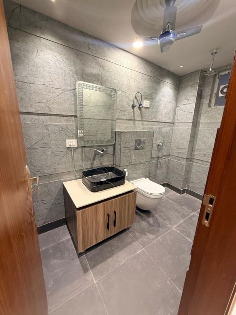 Kitchen, fateh nagar 3 Bedroom 1600 Sq.Ft. Builder Floor In Fateh Nagar Delhi 10053790