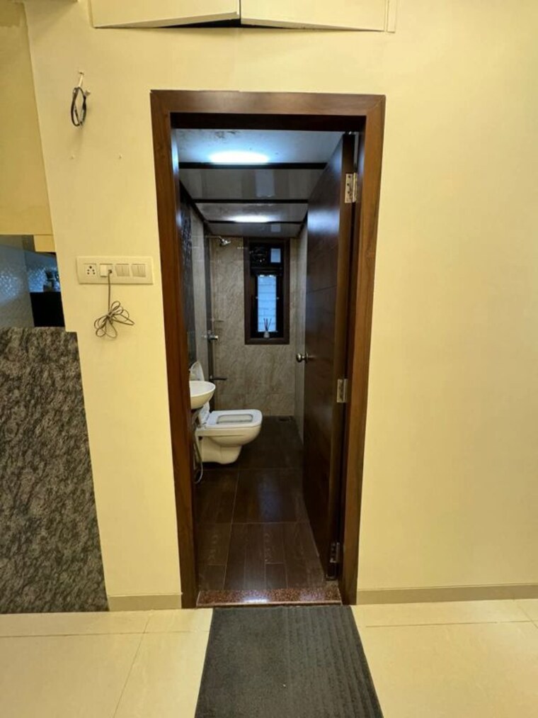 Washroom, andheri west 2 Bedroom 1000 Sq.Ft. Apartment In Andheri West Mumbai 10053791