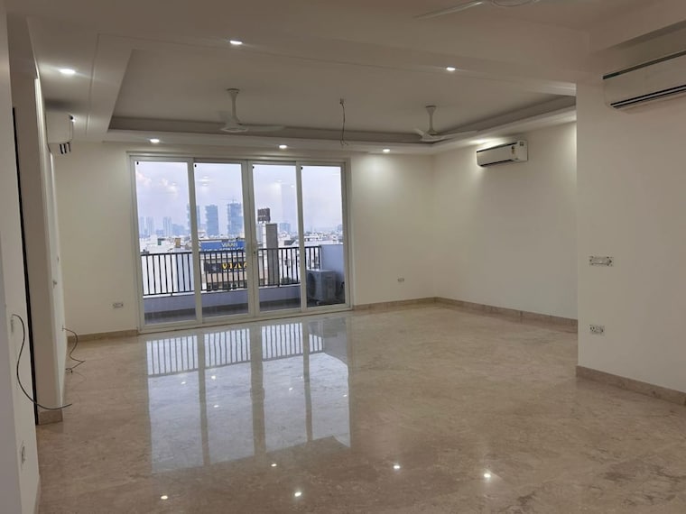 Room, sector 52 3 Bedroom 2500 Sq.Ft. Apartment In Sector 52 Gurgaon 10053798