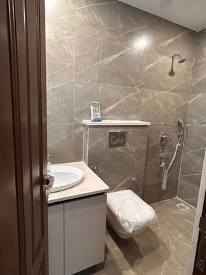 Bathroom in 3 BHK Apartment at Sector 52 – for Rent