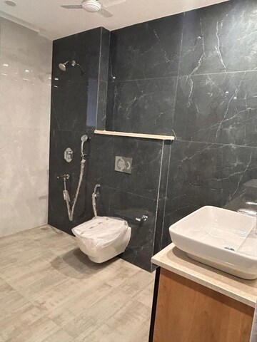 Bathroom in 3 BHK Apartment at Sector 52 – for Rent