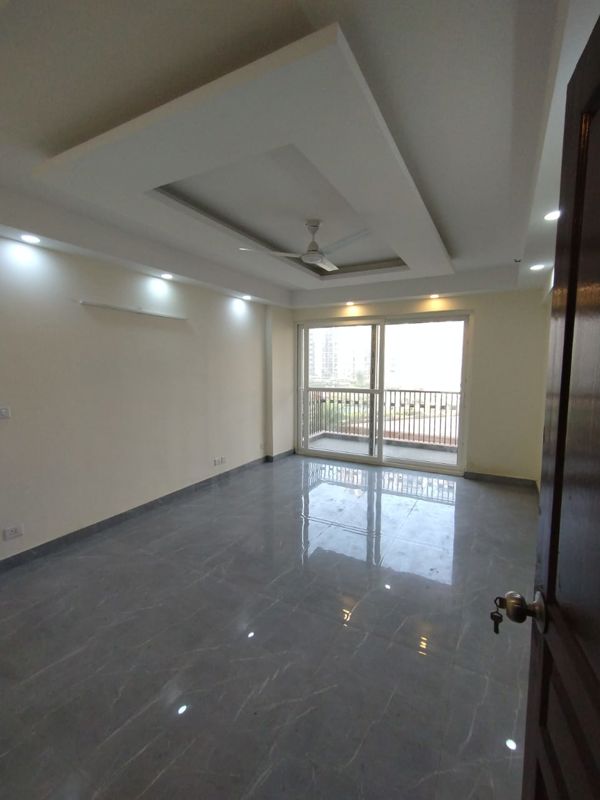 2 BHK Apartment For Rent in Jaypee Greens Kosmos