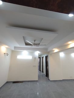 3 BHK + Study Room Apartment For Rent in Jaypee Greens Kosmos