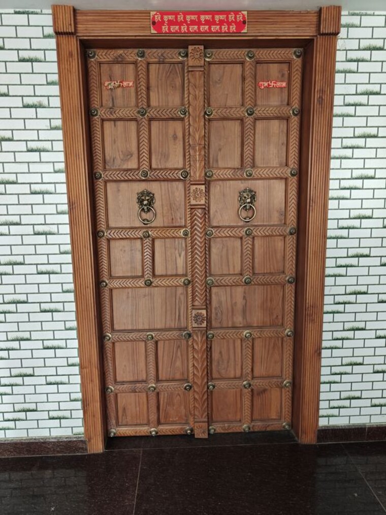 Entrance, sector 42 2 Bedroom 1500 Sq.Ft. Builder Floor In Sector 42 Gurgaon 10053807