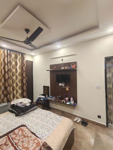 Room in 2 BHK Builder Floor at Ambala Highway – for Rent