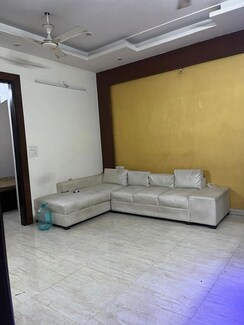 2 BHK + Extra Room Builder Floor For Rent in Vasundhara Sector 5